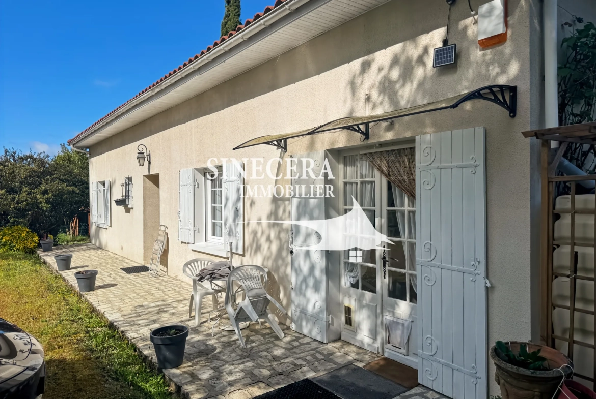 Maison 3 chambres avec piscine à Ribérac près du centre-ville 