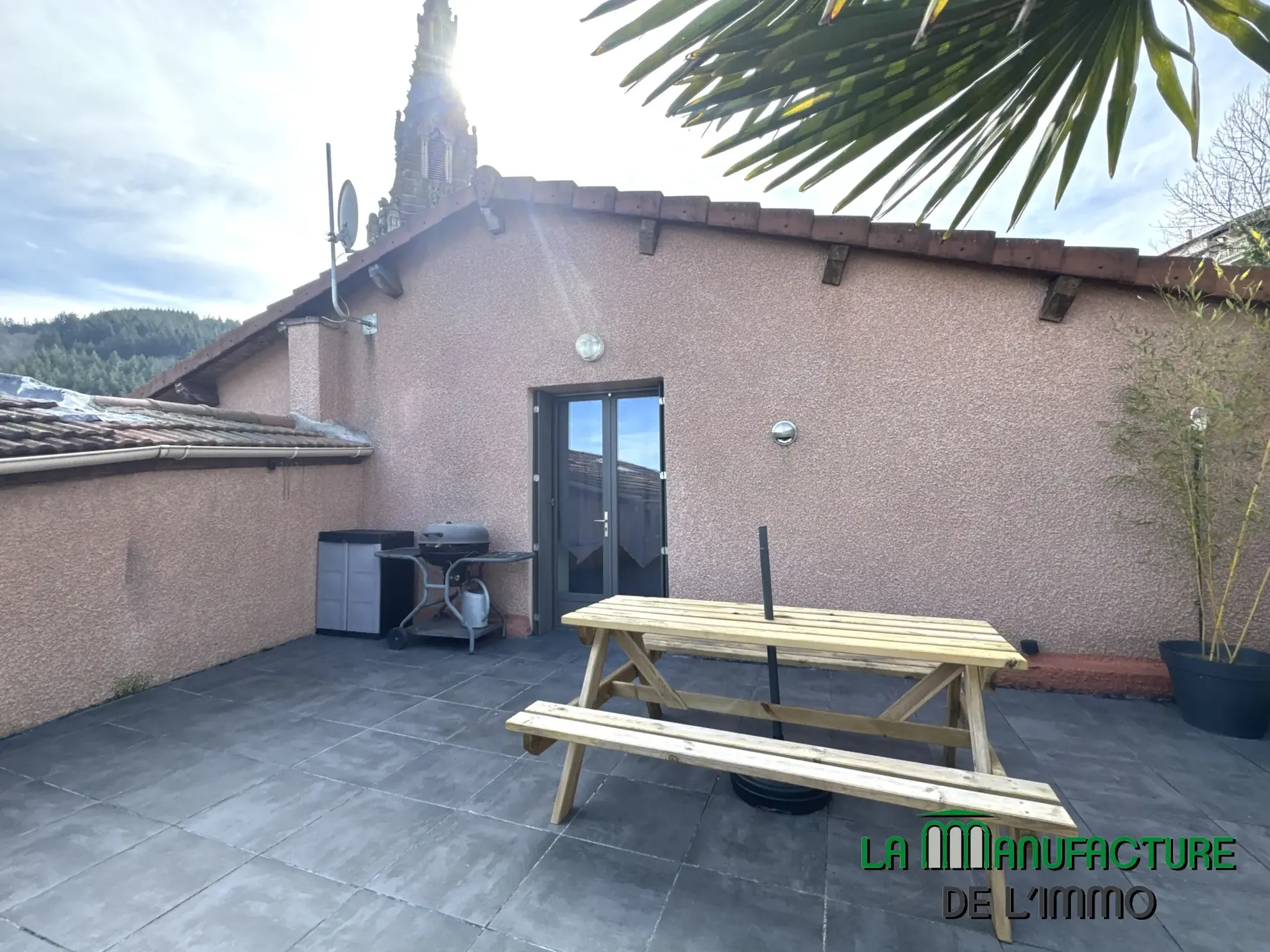 Maison de ville F5 avec terrasse et garage à Valfleury, proche Saint-Étienne 