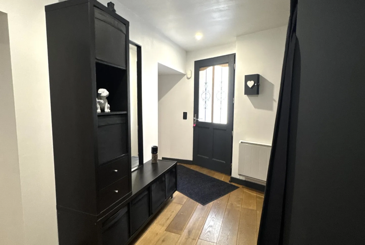 Maison de ville F5 avec terrasse et garage à Valfleury, proche Saint-Étienne 