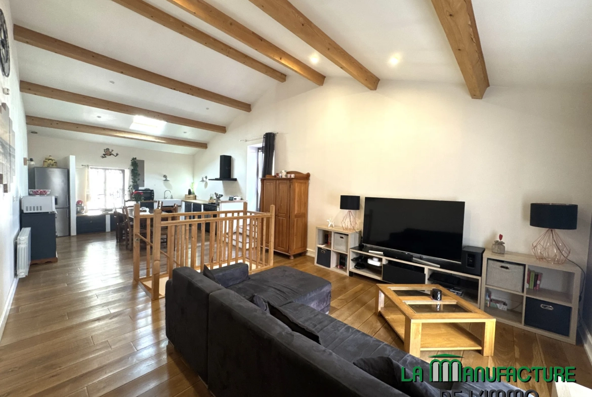 Maison de ville F5 avec terrasse et garage à Valfleury, proche Saint-Étienne 