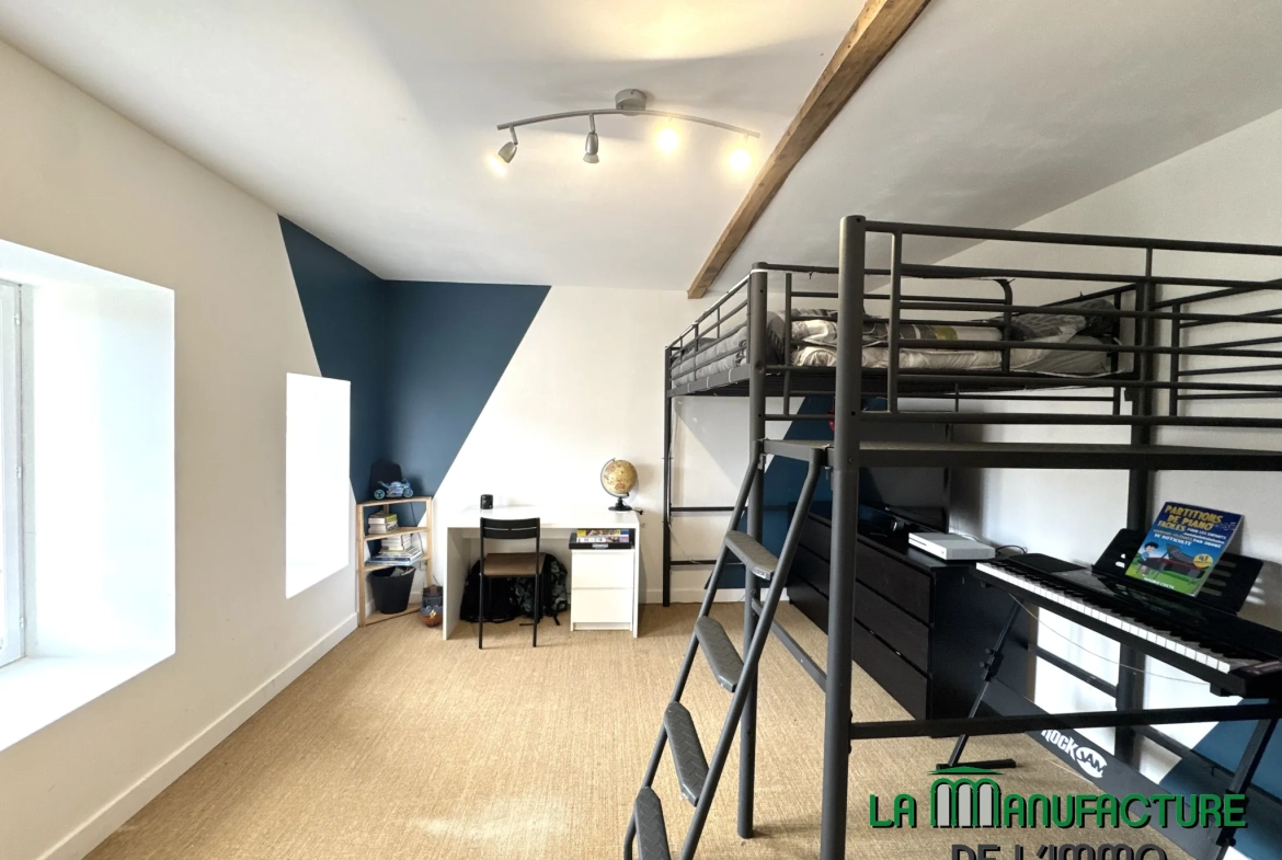 Maison de ville F5 avec terrasse et garage à Valfleury, proche Saint-Étienne 