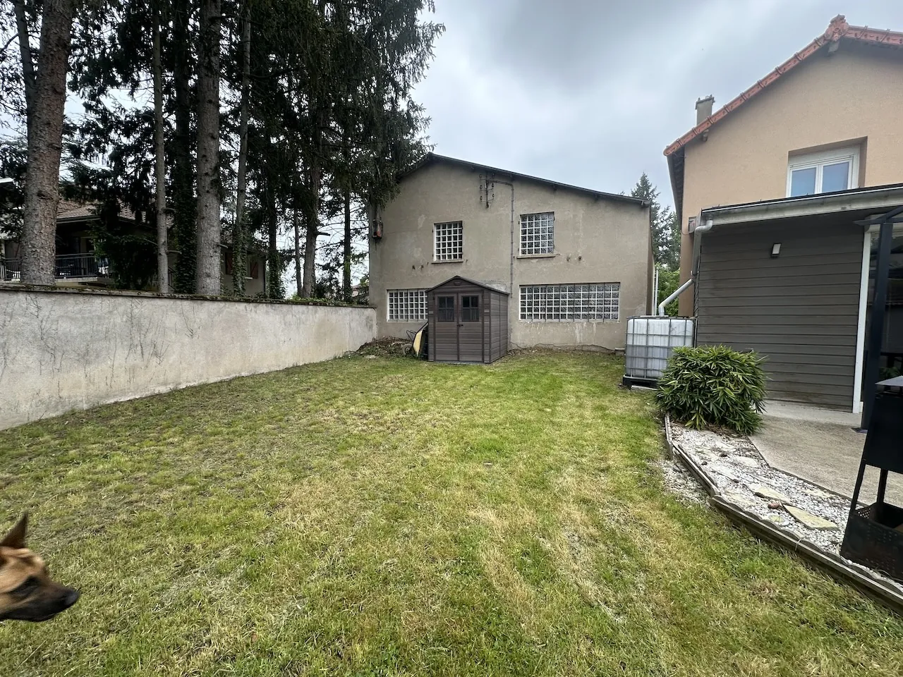 Maison de 136 m² à Riorges avec terrasse et grand terrain 