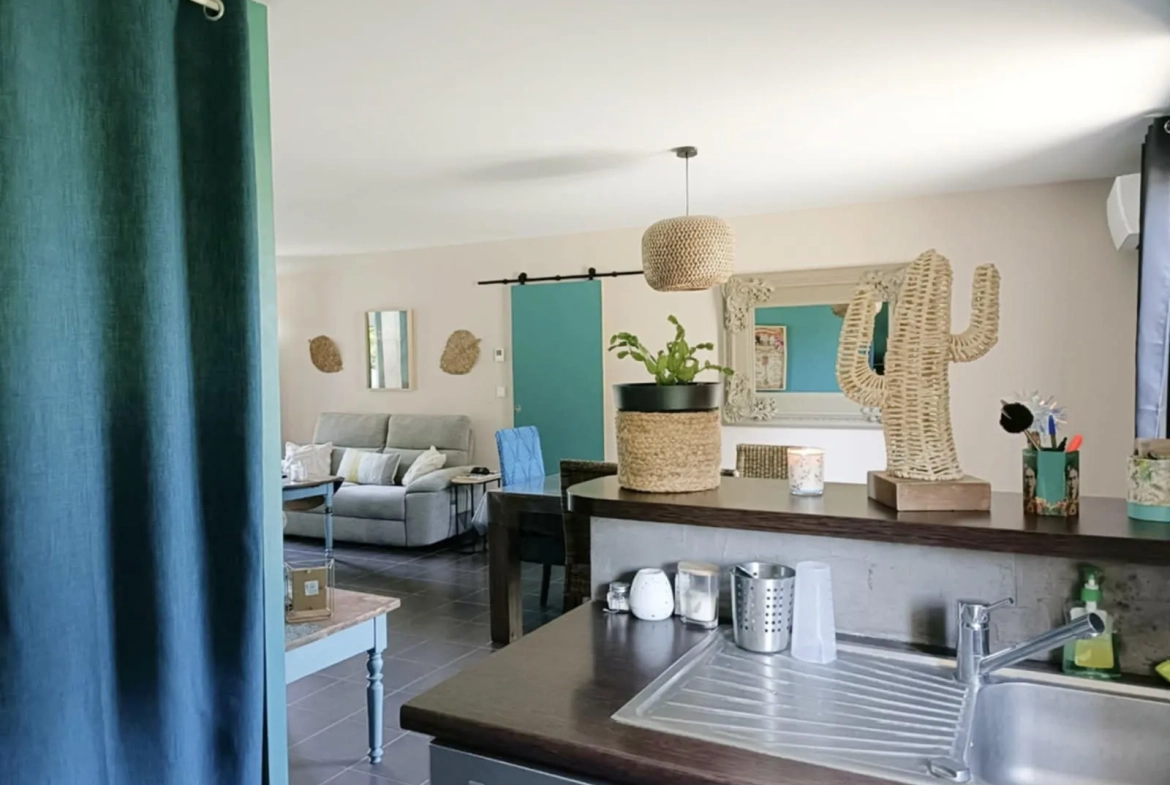 Maison de plain-pied à Artix, 3 chambres, jardin clôturé, secteur calme 