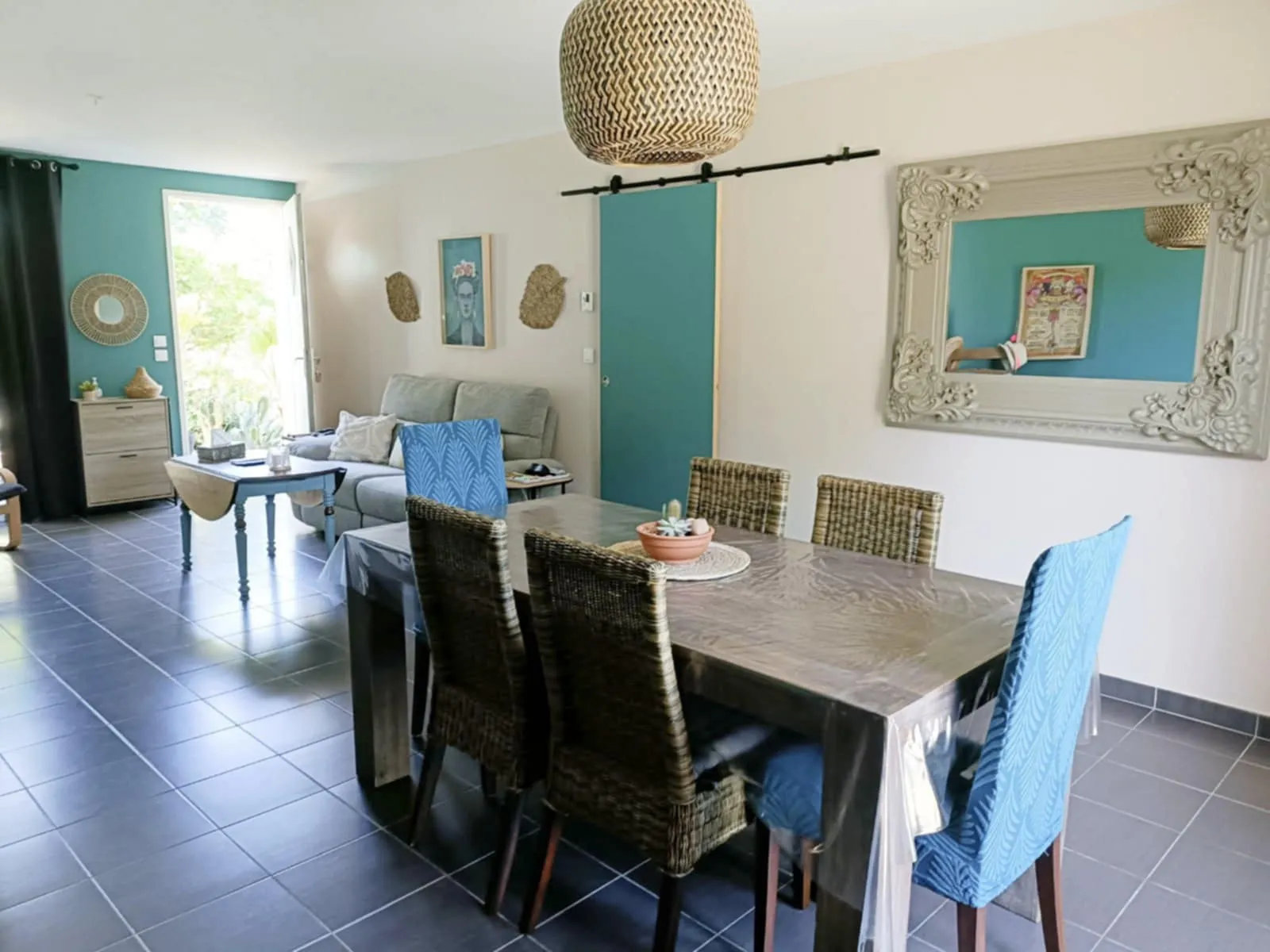 Maison de plain-pied à Artix, 3 chambres, jardin clôturé, secteur calme 