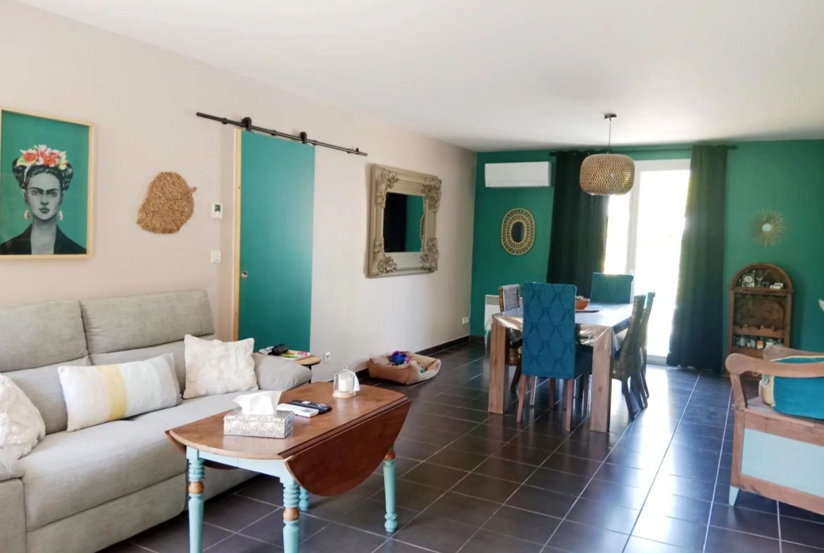 Maison de plain-pied à Artix, 3 chambres, jardin clôturé, secteur calme 