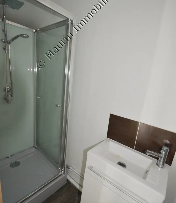 Appartement à Montpellier avec revenus locatifs et potentiel de réunification 