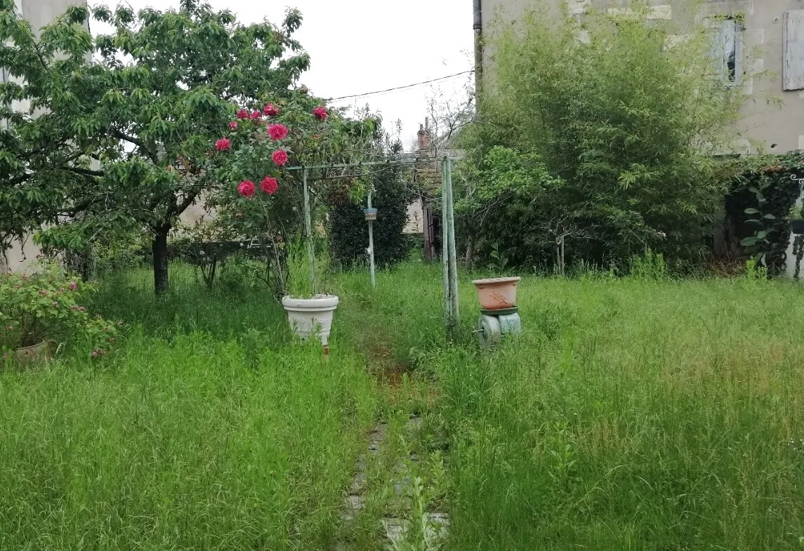Maison à Nevers avec jardin, garage et 5 chambres – Vitale et proche commodités 
