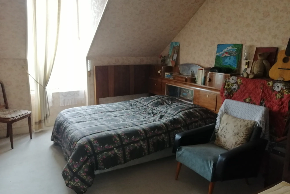 Maison à Nevers avec jardin, garage et 5 chambres – Vitale et proche commodités 