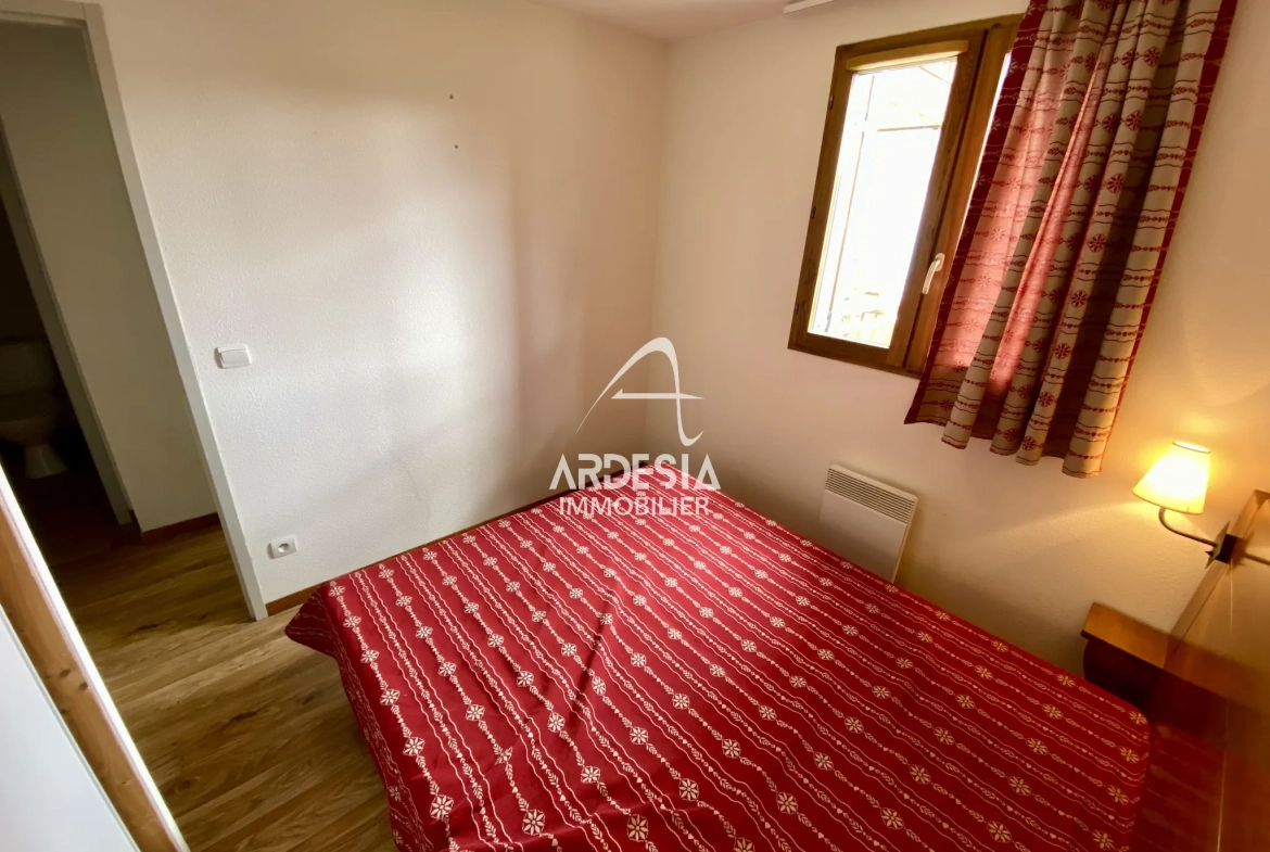 Appartement T2 cabine à vendre à Albiez Montrond, station de ski, vue sur Arves 