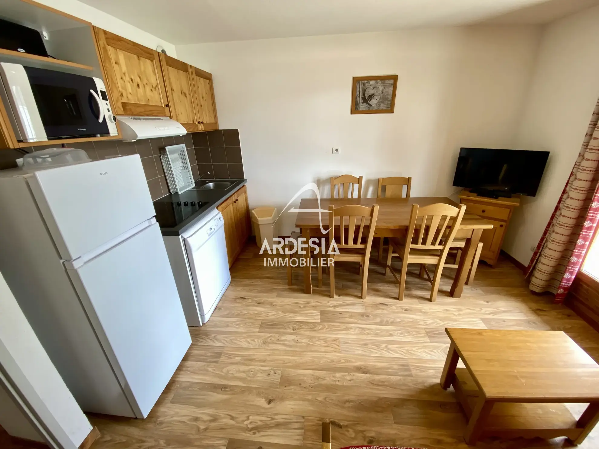 Appartement T2 cabine à vendre à Albiez Montrond, station de ski, vue sur Arves 
