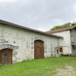 Maison spacieuse de 125 m² avec grange attenante en Périgord Vert