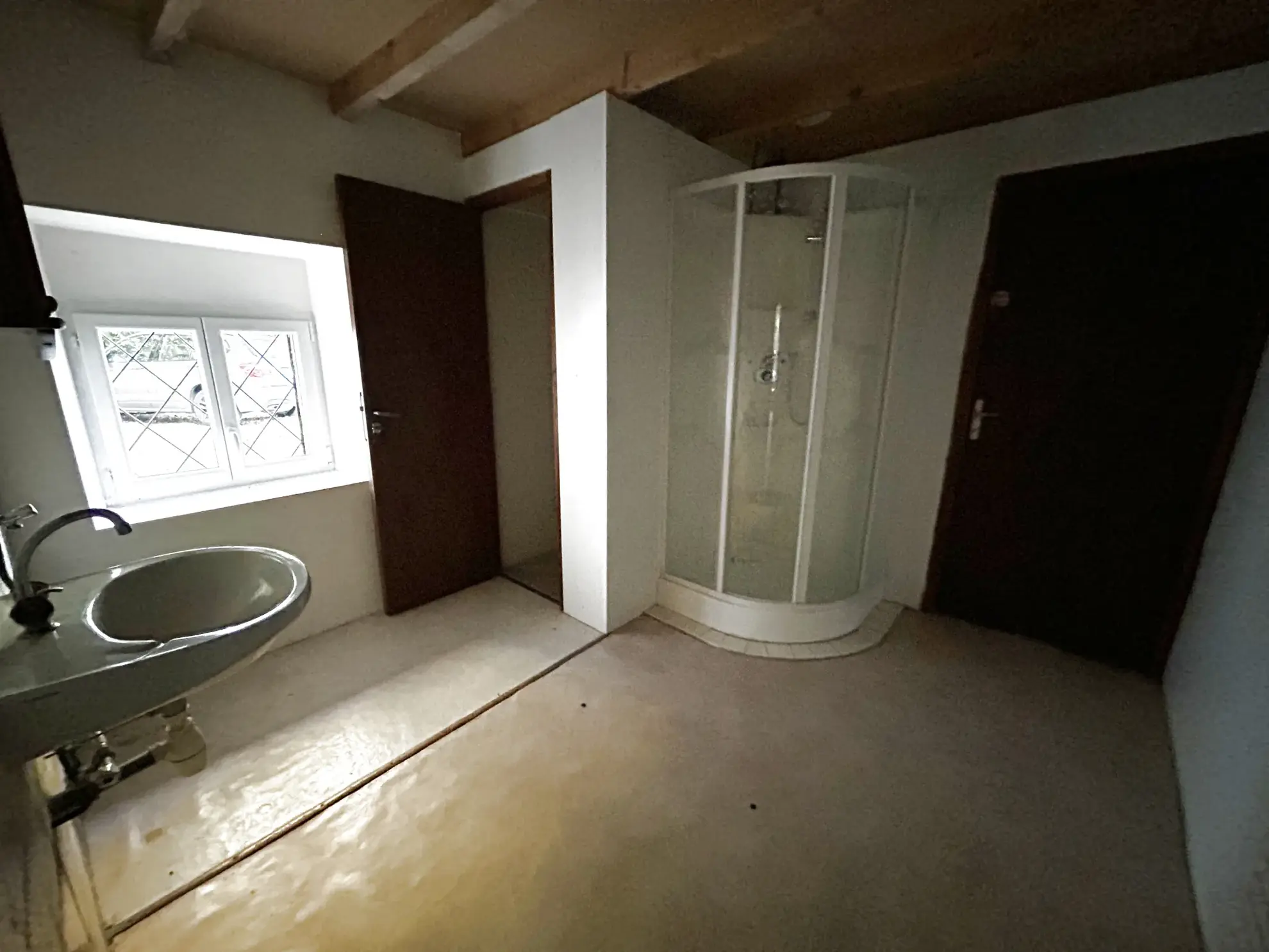 Maison spacieuse de 125 m² avec grange attenante en Périgord Vert 
