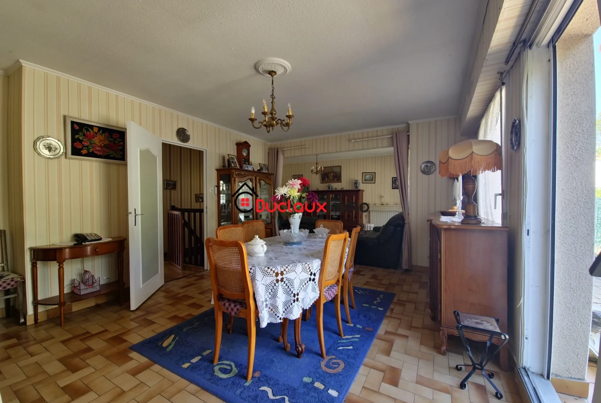 Maison 105 m² avec terrasse et jardin à Aurillac - Opportunité à saisir 