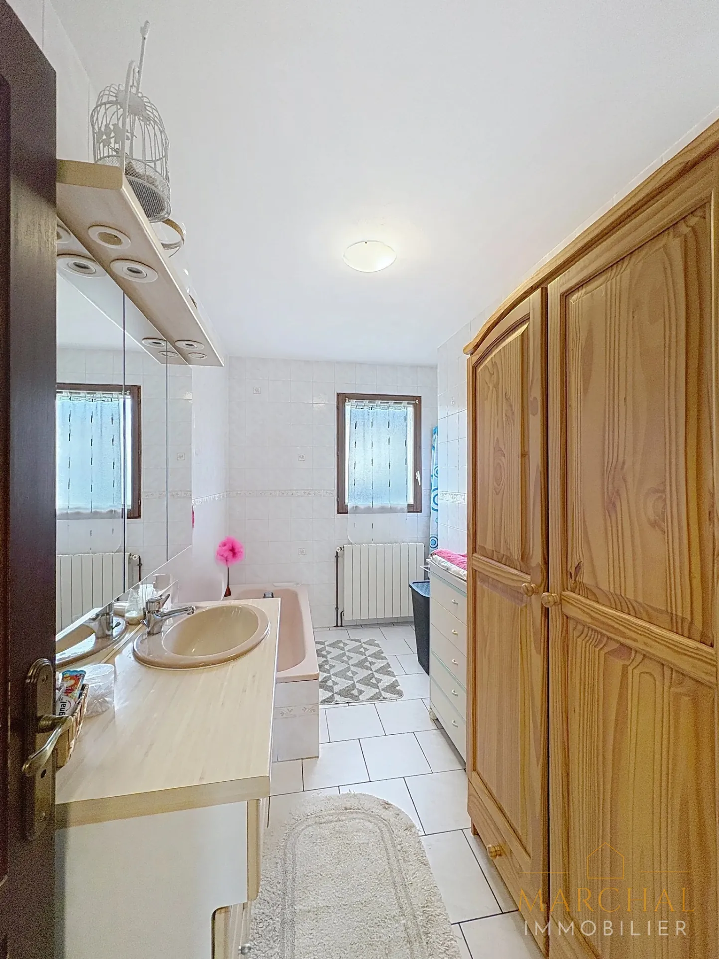 Maison individuelle 4 chambres avec jardin et garage à Ancy-Dornot 