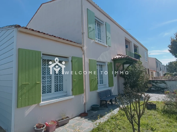 Maison 93 m² à vendre à La Rochelle avec garage et terrasse