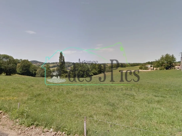 Terrain constructible de 3 200 m² à St-Martin, proche Toulouse