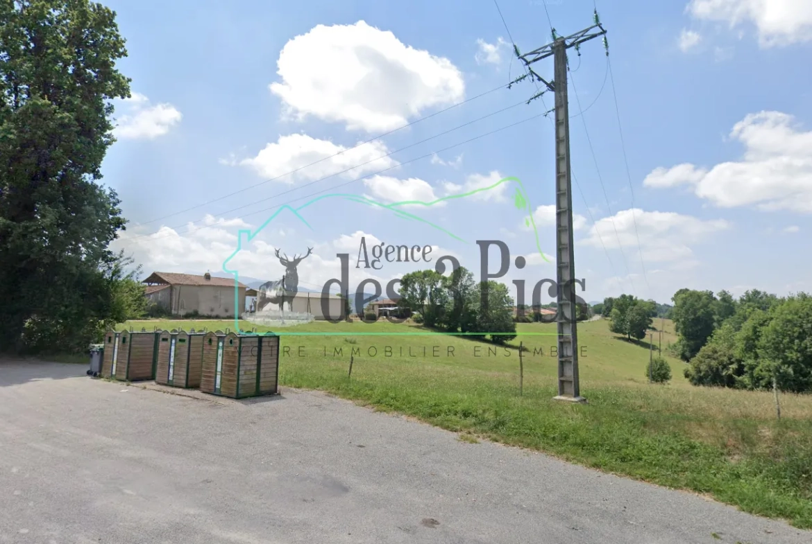 Terrain constructible de 3 200 m² à St-Martin, proche Toulouse 