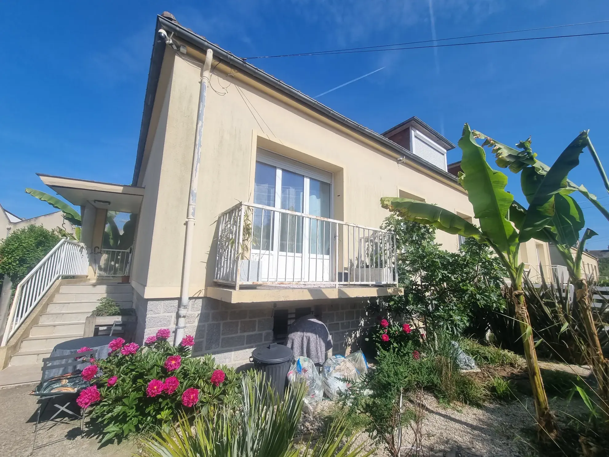 Maison familiale de 118 m² à Alençon avec 4 chambres et terrain de 309 m² 