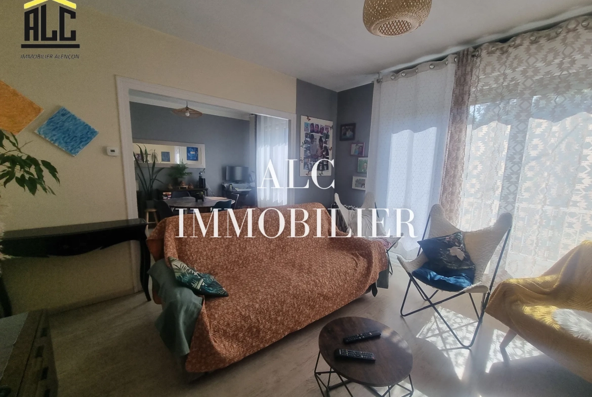 Maison familiale de 118 m² à Alençon avec 4 chambres et terrain de 309 m² 