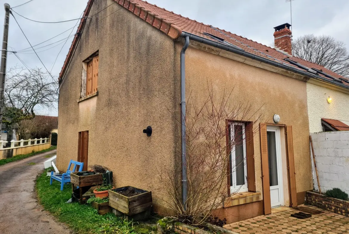 Longère rénovée de 190 m² avec annexes proche La Charité-sur-Loire 