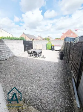 Maison semi-individuelle de 81 m² à Hautmont, idéale investissement ou résidence 