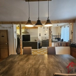 Immeuble mixte à Bourbonne-les-Bains avec commercial et habitation, 200m²