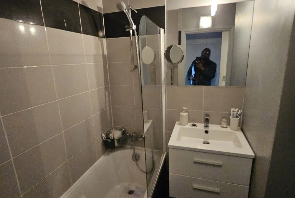 Appartement 4 pièces à Trappes, 70 m² avec balcon et parking en centre-ville 