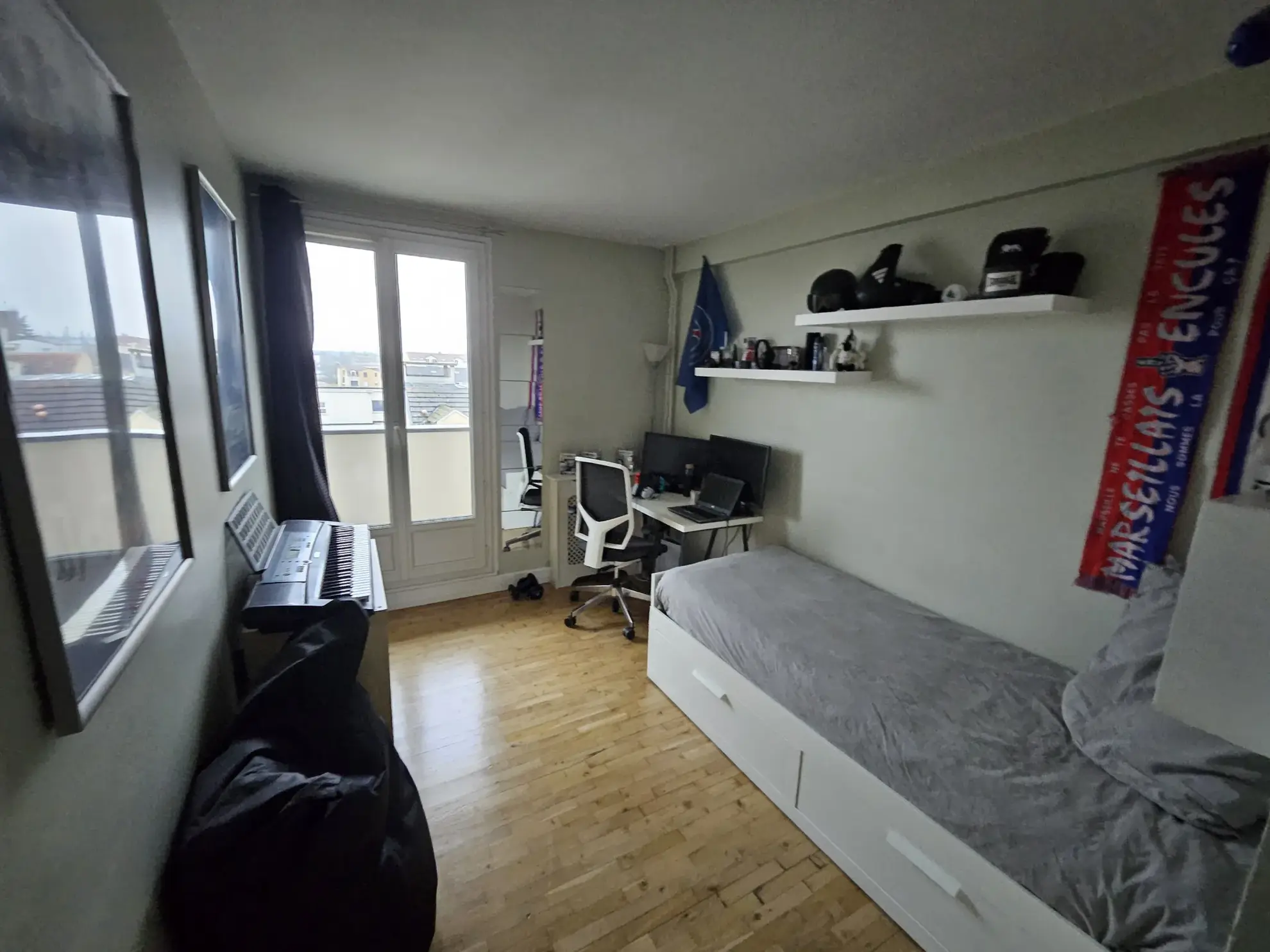 Appartement 4 pièces à Trappes, 70 m² avec balcon et parking en centre-ville 