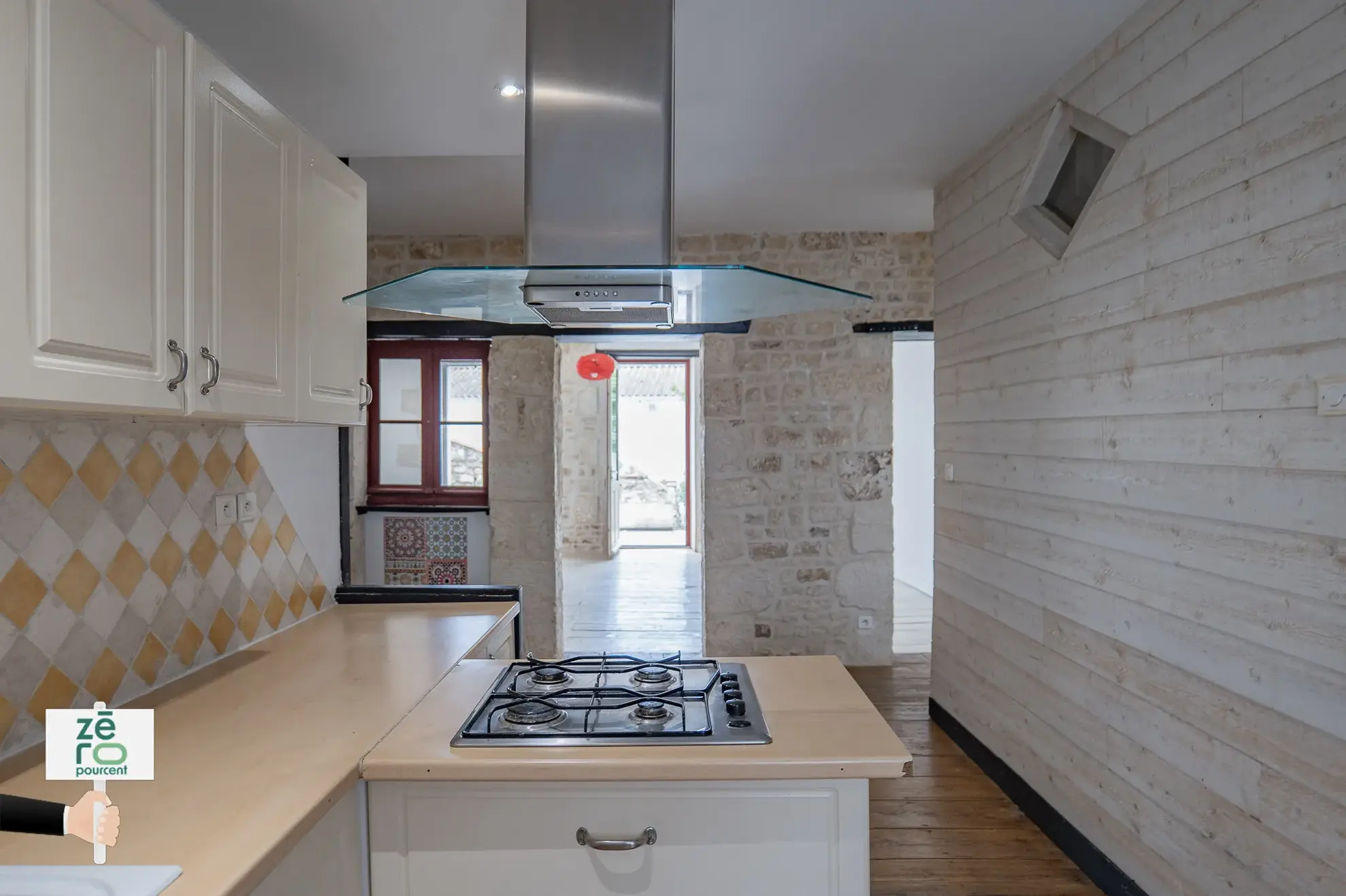 À vendre ensemble immobilier mixte à Luçon - Local commercial et appartement duplex 