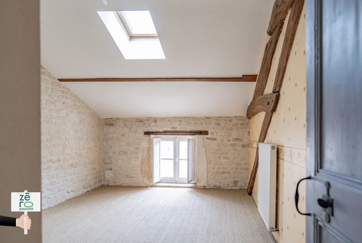 À vendre ensemble immobilier mixte à Luçon - Local commercial et appartement duplex 