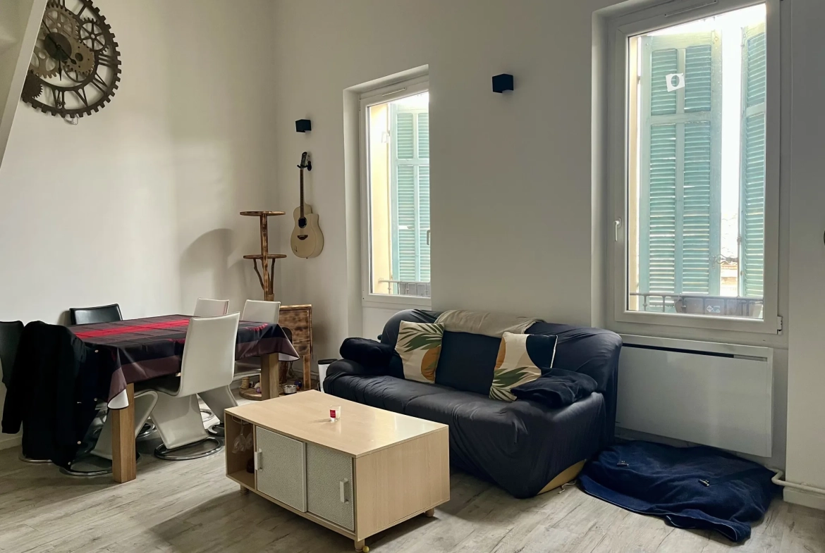 Appartement duplex lumineux de 3 pièces à Vidauban 