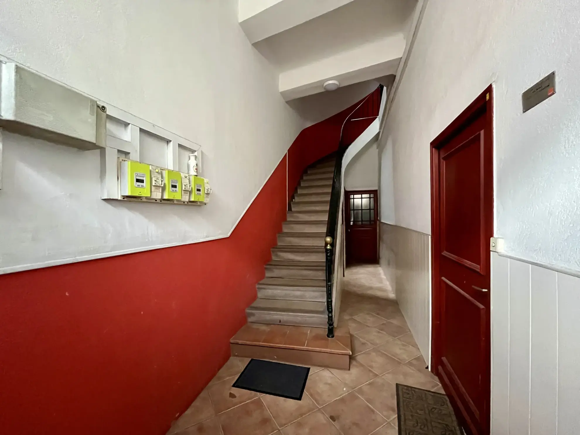 Appartement duplex lumineux de 3 pièces à Vidauban 