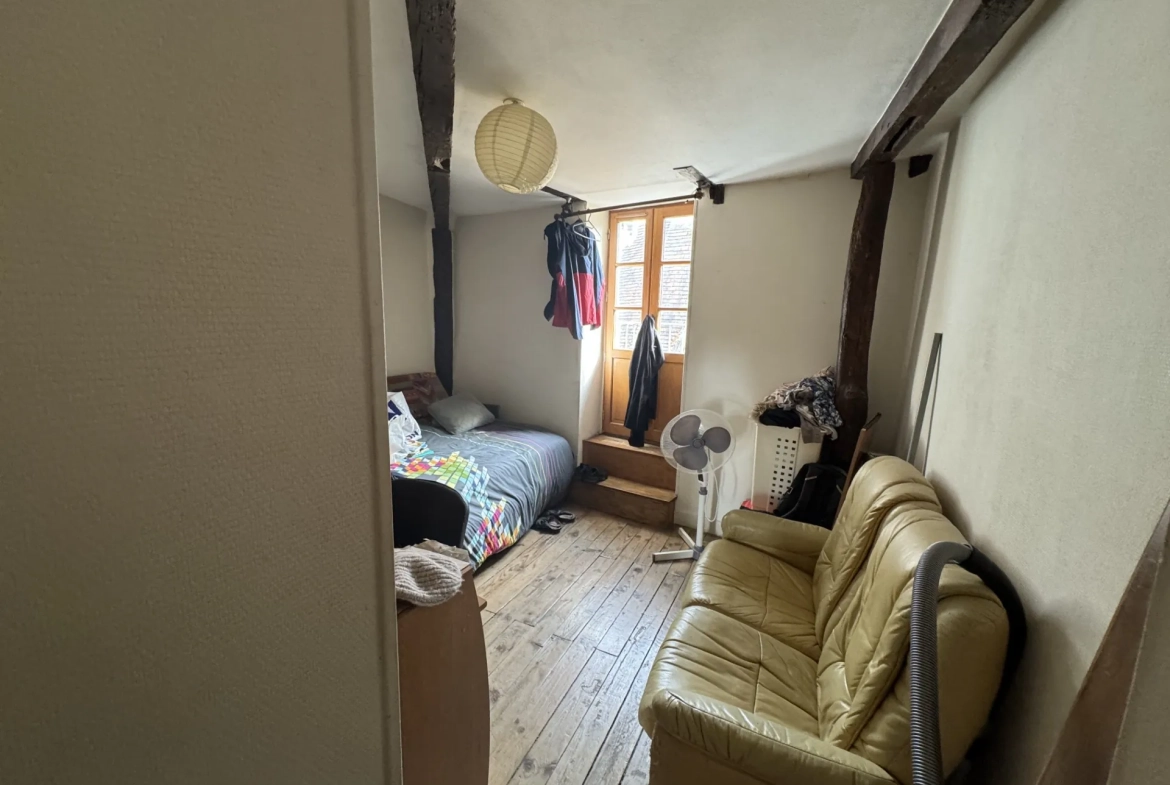 Appartement T3 dans le centre historique de Sarlat avec bon rendement locatif 