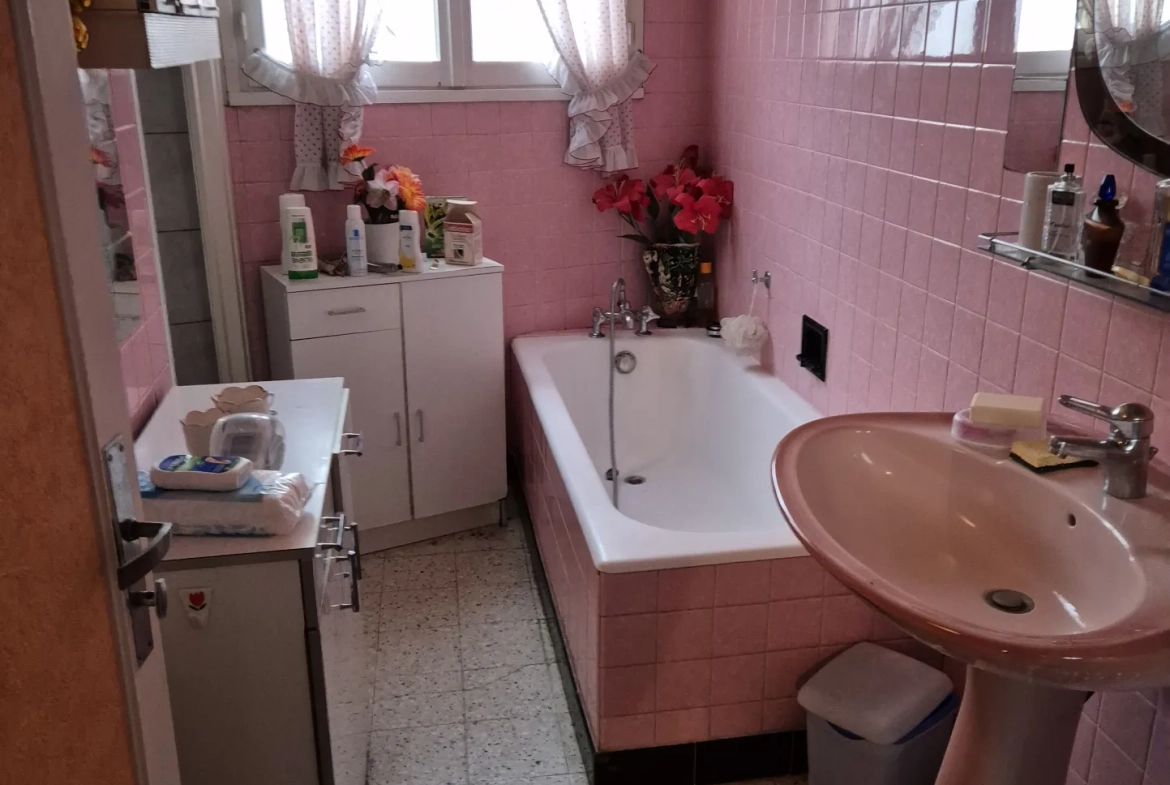 Maison familiale à rénover à Saint-Dizier – 87m² avec jardin 