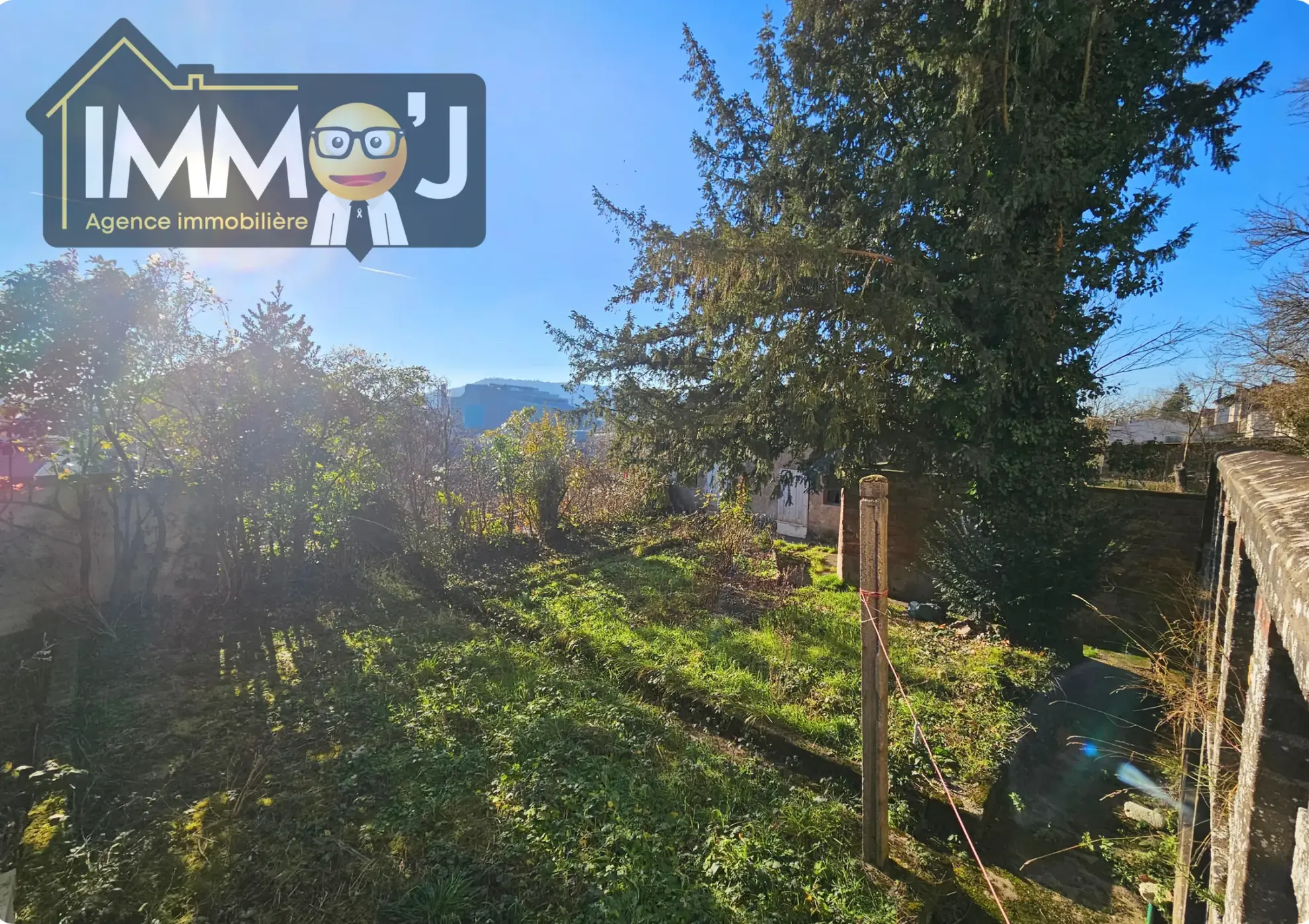 Immeuble à Neuves-Maisons avec 8 pièces, jardin, garage et potentiel d’aménagement 
