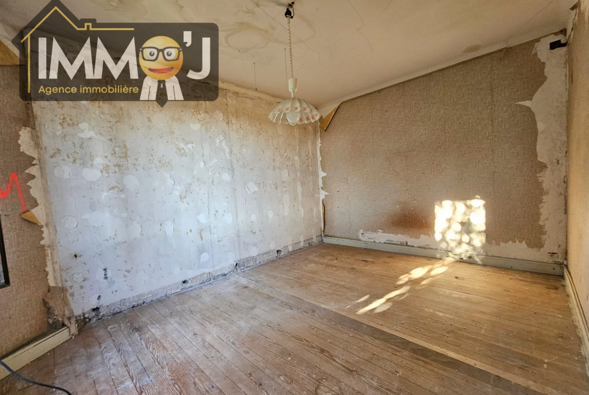 Immeuble à Neuves-Maisons avec 8 pièces, jardin, garage et potentiel d’aménagement 
