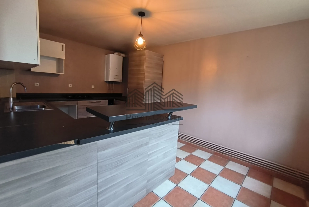 Charmante maison de 84 m² à vendre à Oissel, proche des quais de Seine 