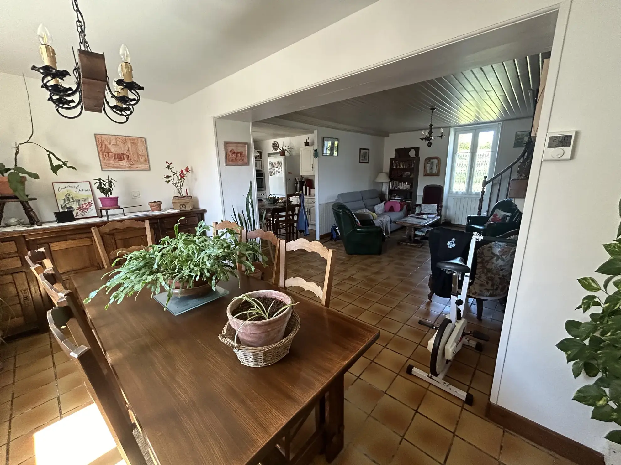 Maison en pierre avec grange, terrain et truffière à Lisle, Dordogne 