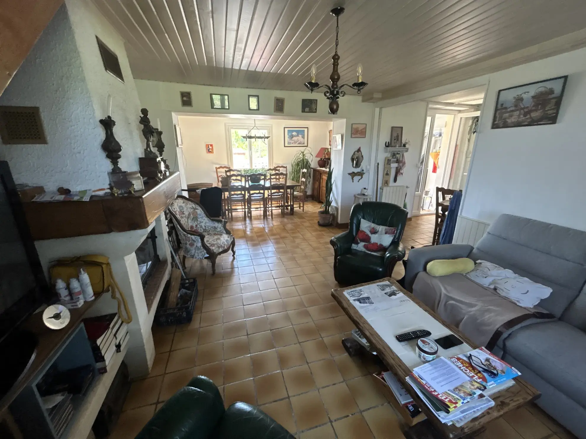 Maison en pierre avec grange, terrain et truffière à Lisle, Dordogne 