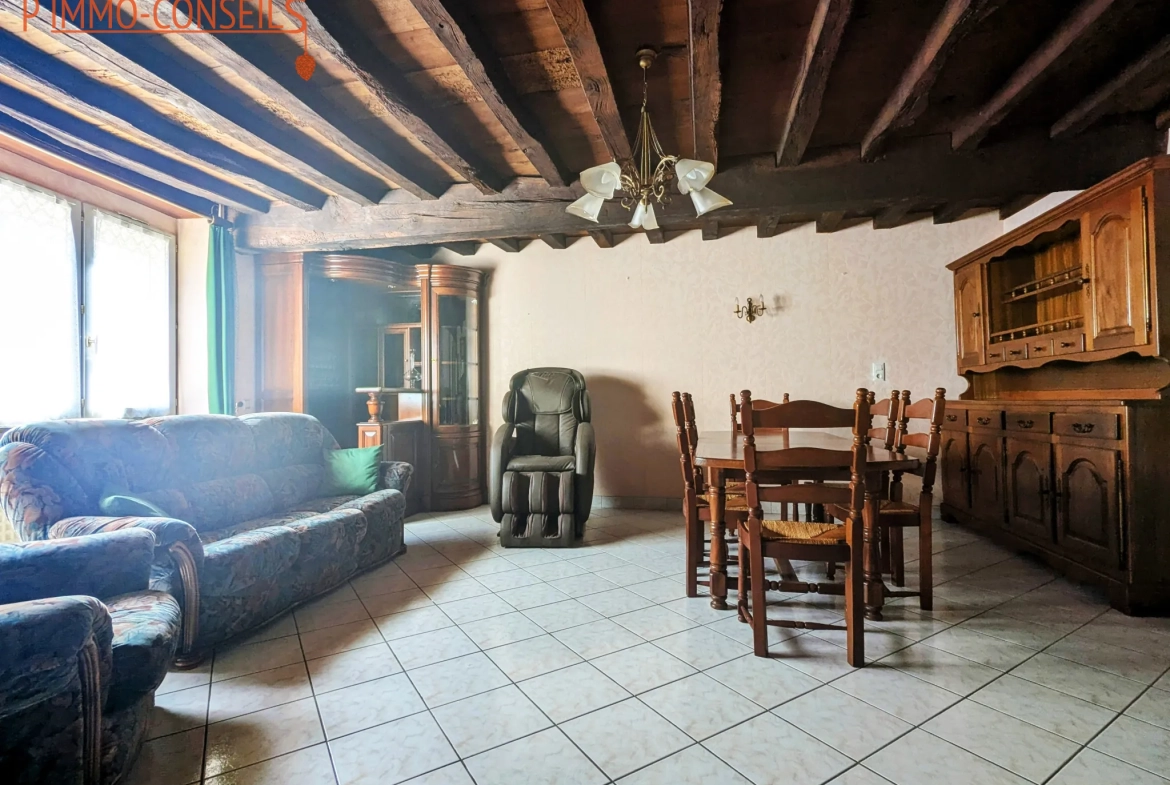 Maison de bourg avec deux chambres à La Chapelle Glain - Spacieuse et proche commodités 