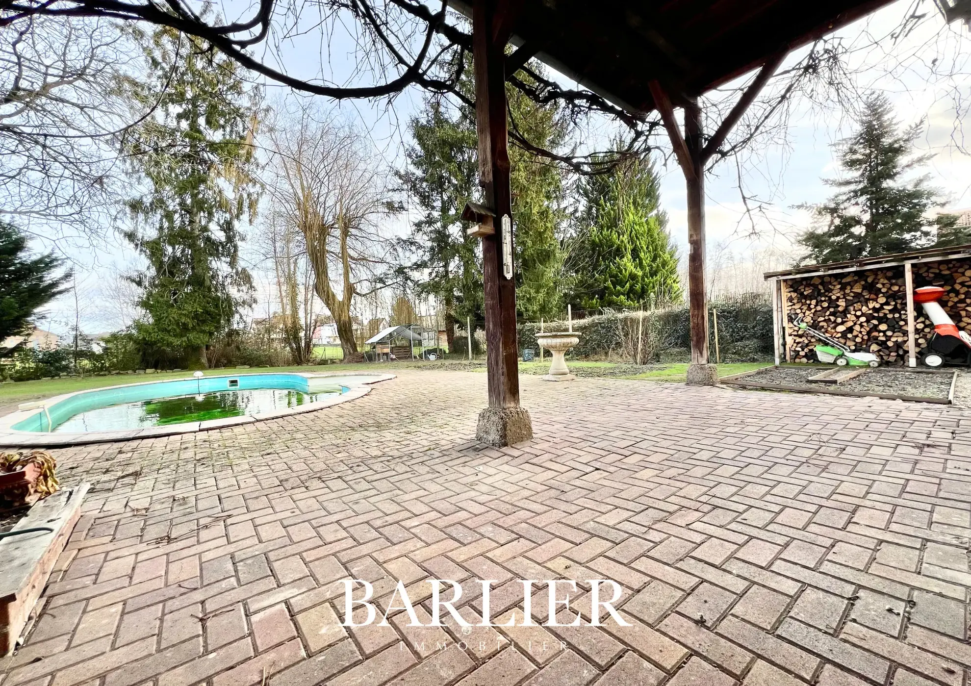 Appartement à vendre à Obenheim - Potentiel de rénovation avec terrasse et parking 
