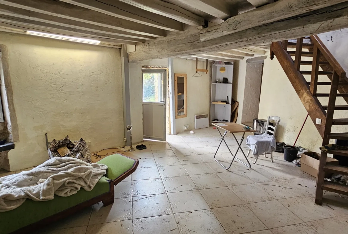Maison de 123 m² à Varzy avec dépendances et jardin, secteur calme 