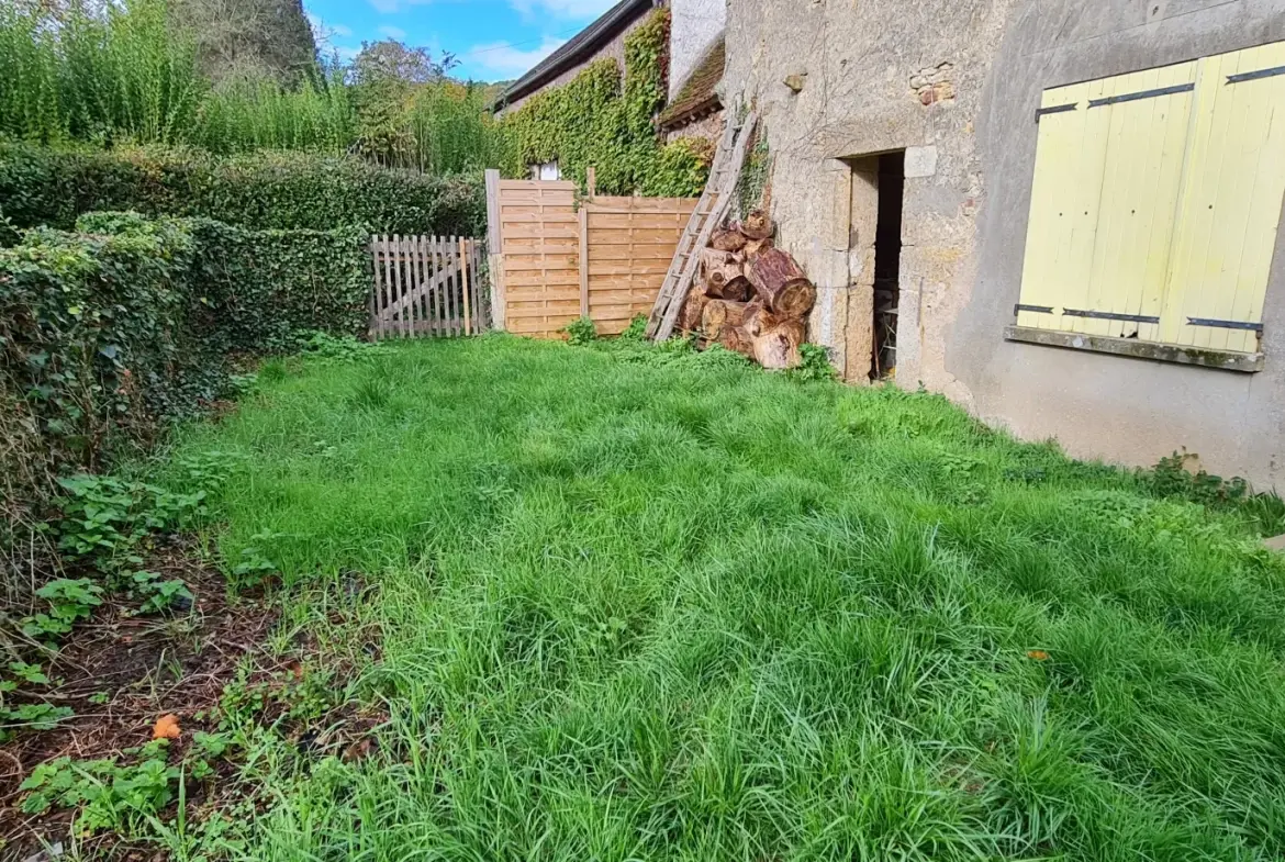 Maison de 123 m² à Varzy avec dépendances et jardin, secteur calme 