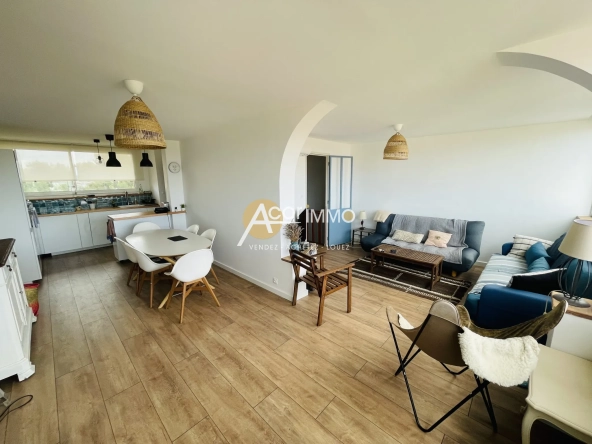 Appartement T3 rénové avec vue mer à La Seyne-sur-Mer