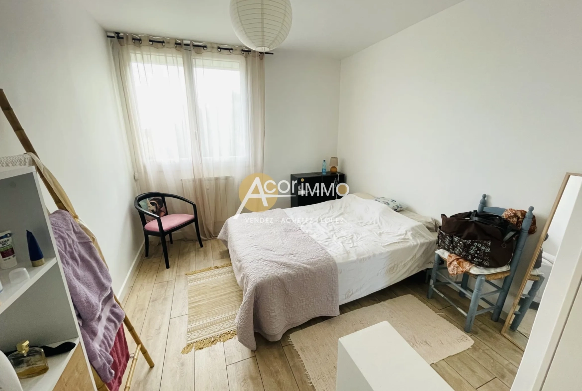Appartement T3 rénové avec vue mer à La Seyne-sur-Mer 