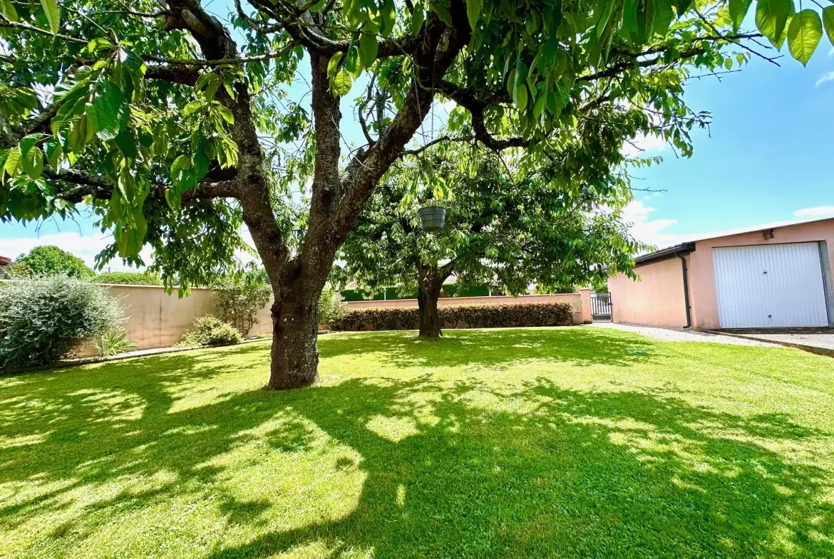 Maison familiale avec grand terrain à Juillan, proche Tarbes Sud 