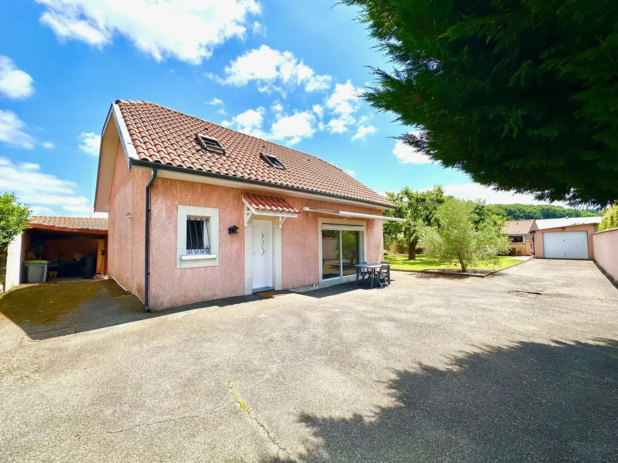 Maison familiale avec grand terrain à Juillan, proche Tarbes Sud 