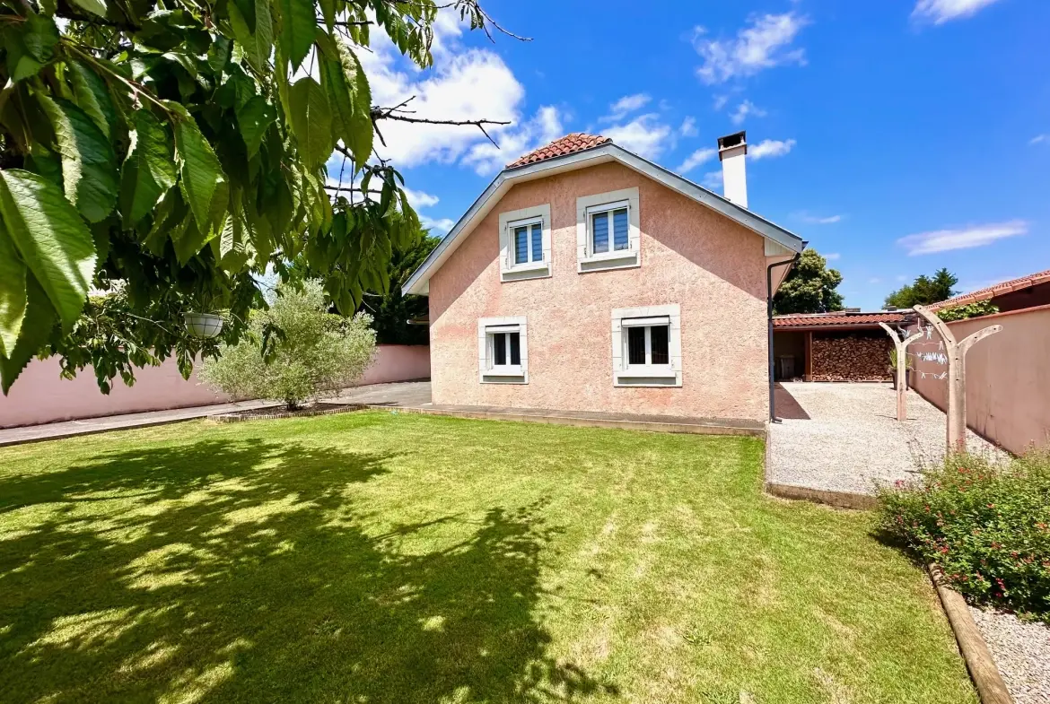 Maison familiale avec grand terrain à Juillan, proche Tarbes Sud 