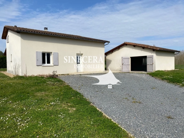 Maison contemporaine de 2012 avec 4 chambres et grand terrain à Aubeterre-sur-Dronne