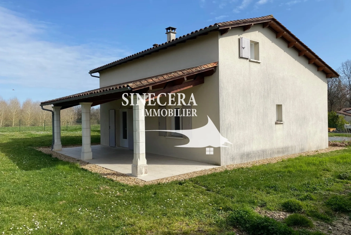 Maison contemporaine de 2012 avec 4 chambres et grand terrain à Aubeterre-sur-Dronne 